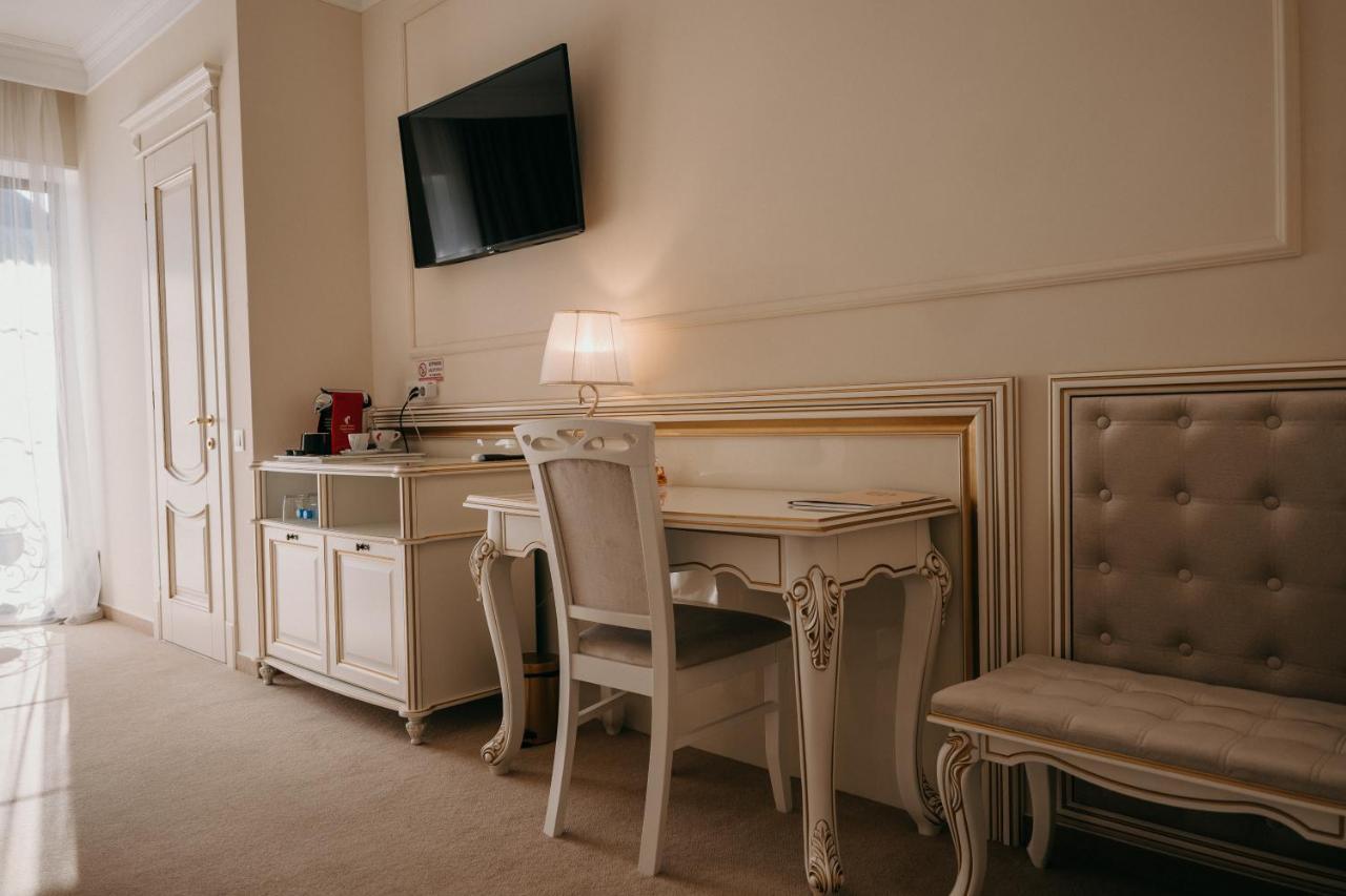 Zastava Uman Hotel Dmytrushky Buitenkant foto