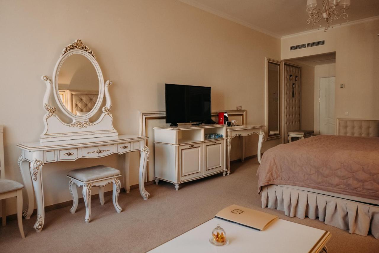 Zastava Uman Hotel Dmytrushky Buitenkant foto